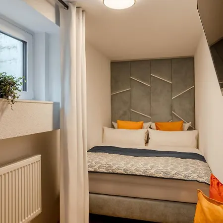 アパート Elegant Eifel I Hiking I Kitchen I Terrace ダウン